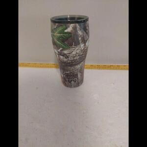 Realtree Camo - 20 oz Double Wall Insulated Stainless Steel Tumbler cup , New